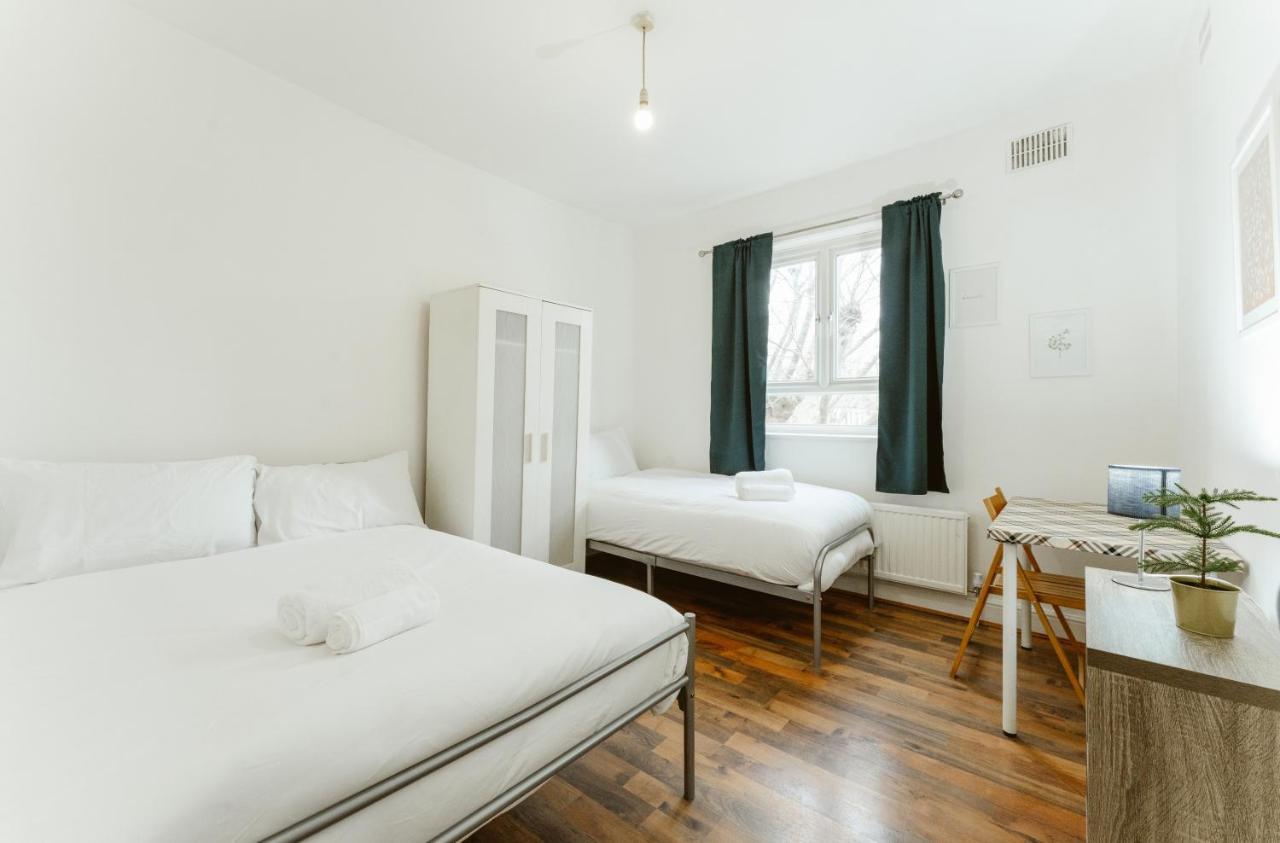 Upton Park Bedrooms 25 Min To Central London Ngoại thất bức ảnh