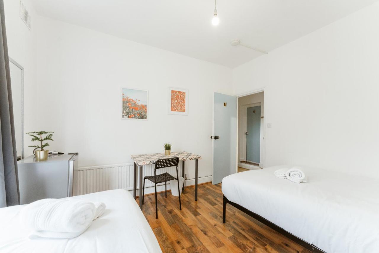 Upton Park Bedrooms 25 Min To Central London Ngoại thất bức ảnh