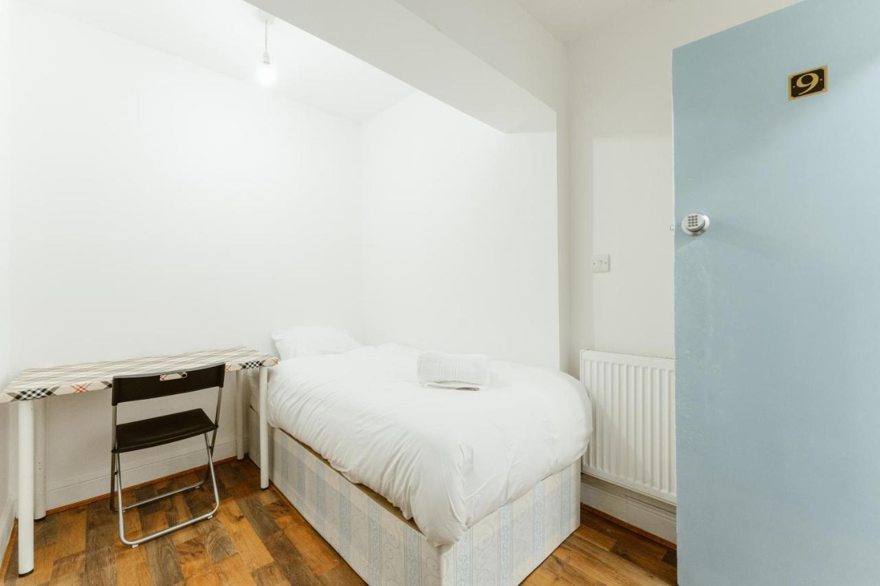 Upton Park Bedrooms 25 Min To Central London Ngoại thất bức ảnh