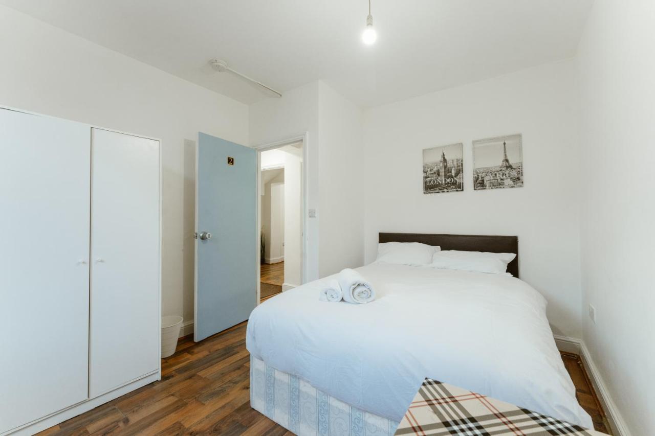 Upton Park Bedrooms 25 Min To Central London Ngoại thất bức ảnh